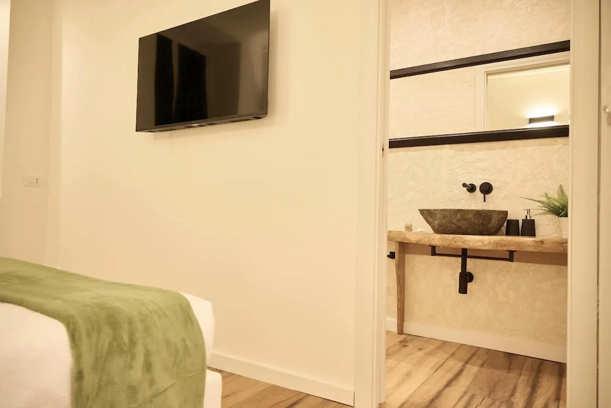 Santa Croce Stylish Apartment Florence