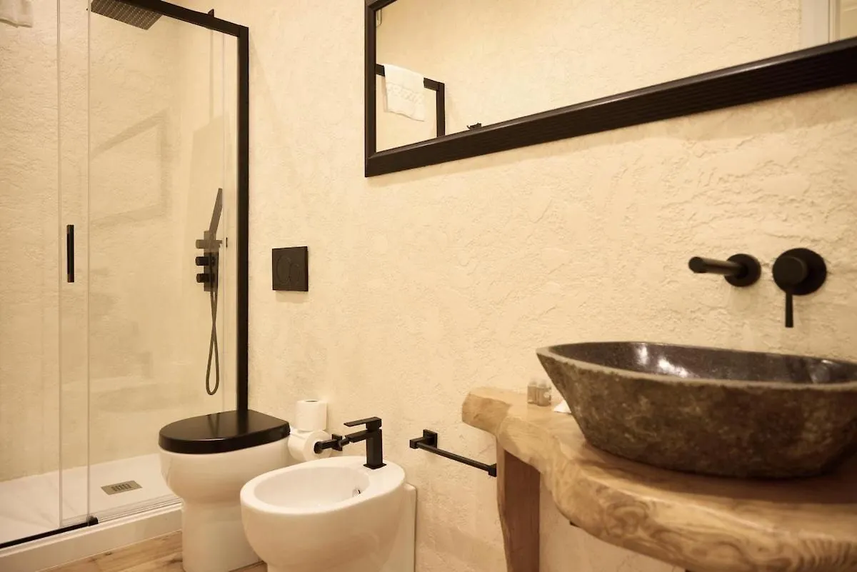 Santa Croce Stylish Apartment Florence Italy