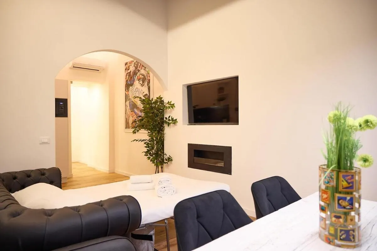 Santa Croce Stylish Apartment Florencja Włochy